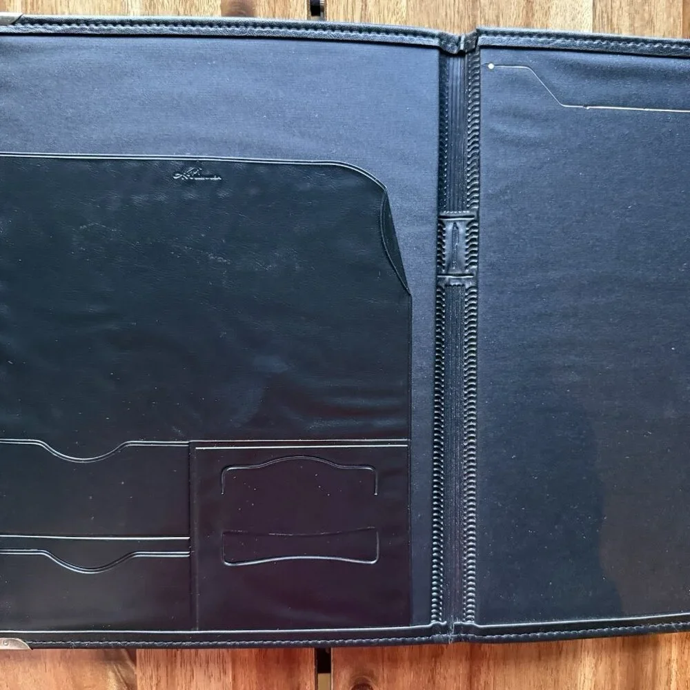 VTG Hazel Auburn University Padfolio Golden Medallion‎ Metallic Corners Embossed